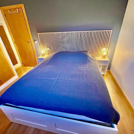 Superbe Appartement Renove, Residence Avec Piscine Roses Bagian luar foto