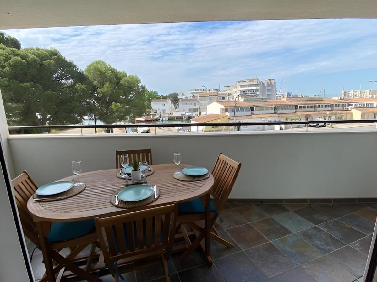 Superbe Appartement Renove, Residence Avec Piscine Roses Bagian luar foto